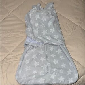 Halo Light Gray Star Print Sleep Sack Swaddle